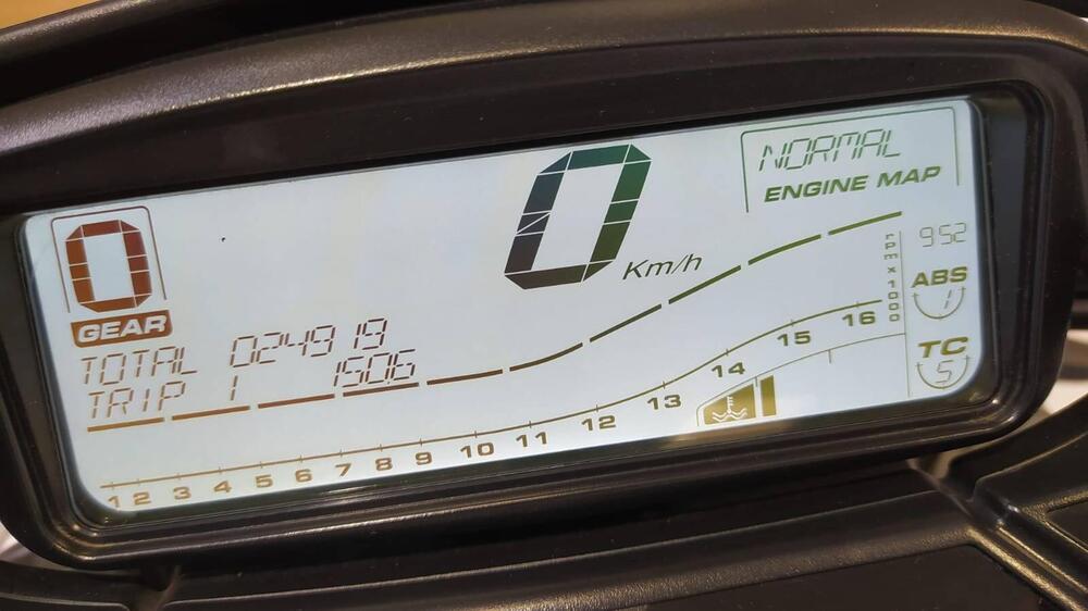 MV Agusta Brutale 800 RR (2017 - 20) (3)