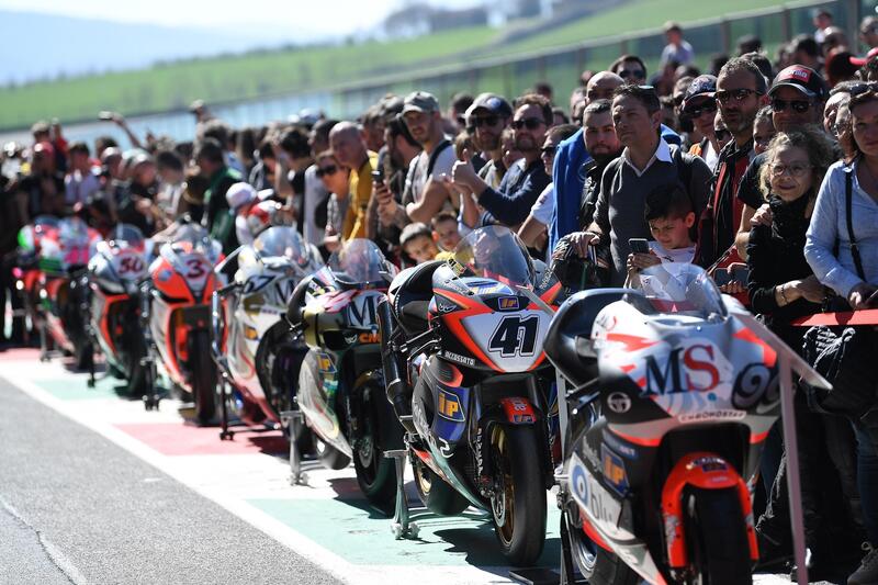 Aprilia All Stars, l&#039;evento a Misano con i campioni. In palio una Tuono 660