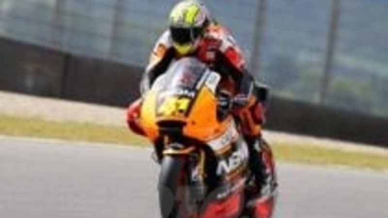 MotoGP. Aleix Espargaro &egrave; il pi&ugrave; veloce nel primo turno di prove