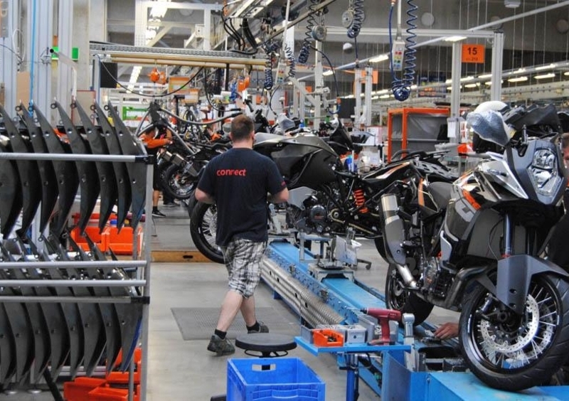 KTM: siamo stati a Mattighofen. Vi raccontiamo la fabbrica dei record