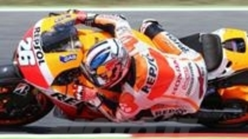 MotoGP. Pedrosa in pole davanti a Lorenzo e Marquez, che cade