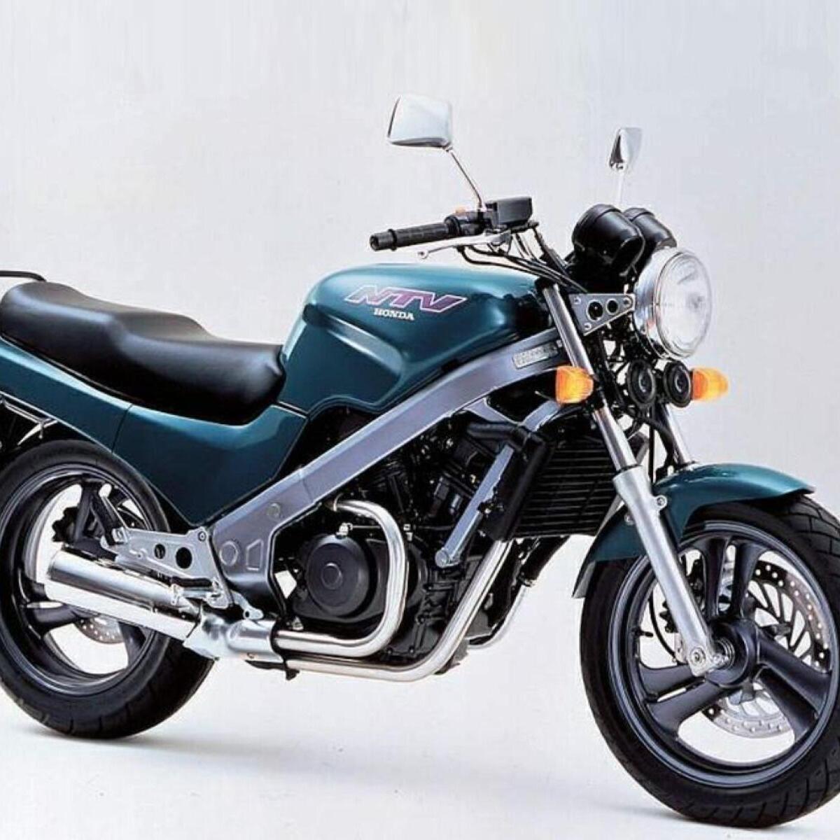 Honda NTV 650 (1988 - 01)