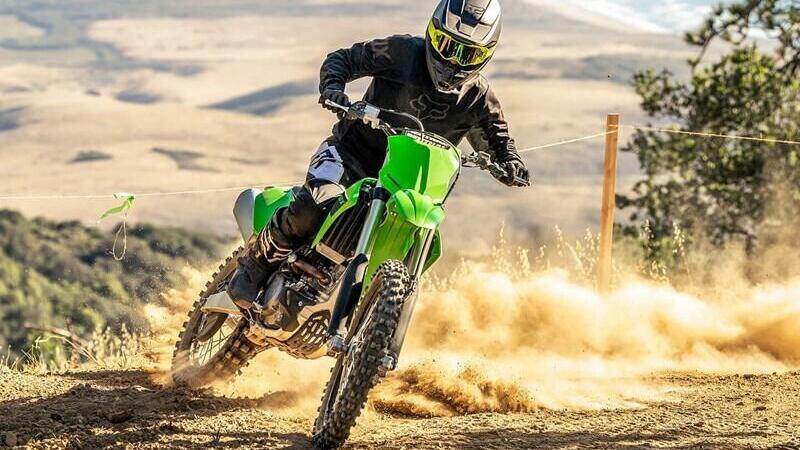 Novit&agrave; per la Kawasaki KX250X edizione 2023. Foto e dati