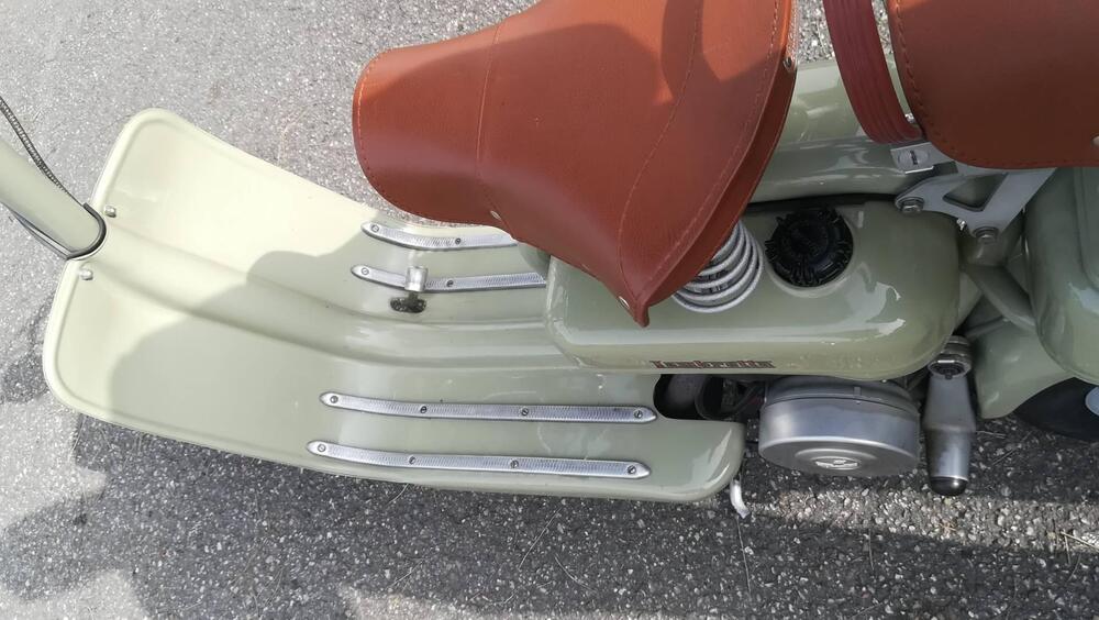 Innocenti Lambretta 125 D (8)