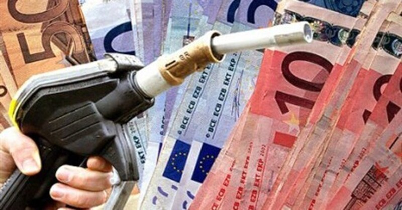 Prezzi della benzina di nuovo in crescita