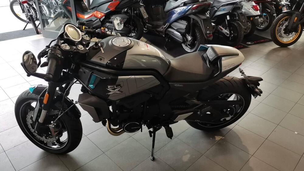 CFMOTO 700CL-X Sport (2022 - 25) (3)