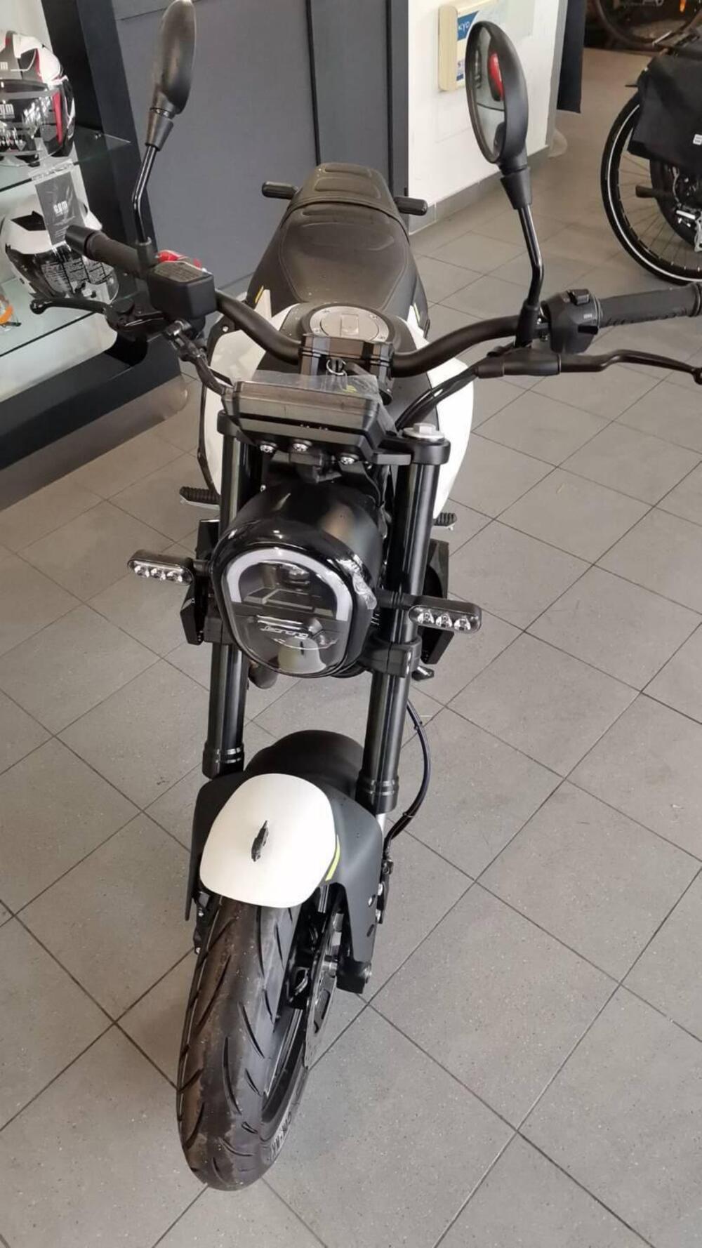 Benelli Leoncino 125 (2022 - 25) (2)