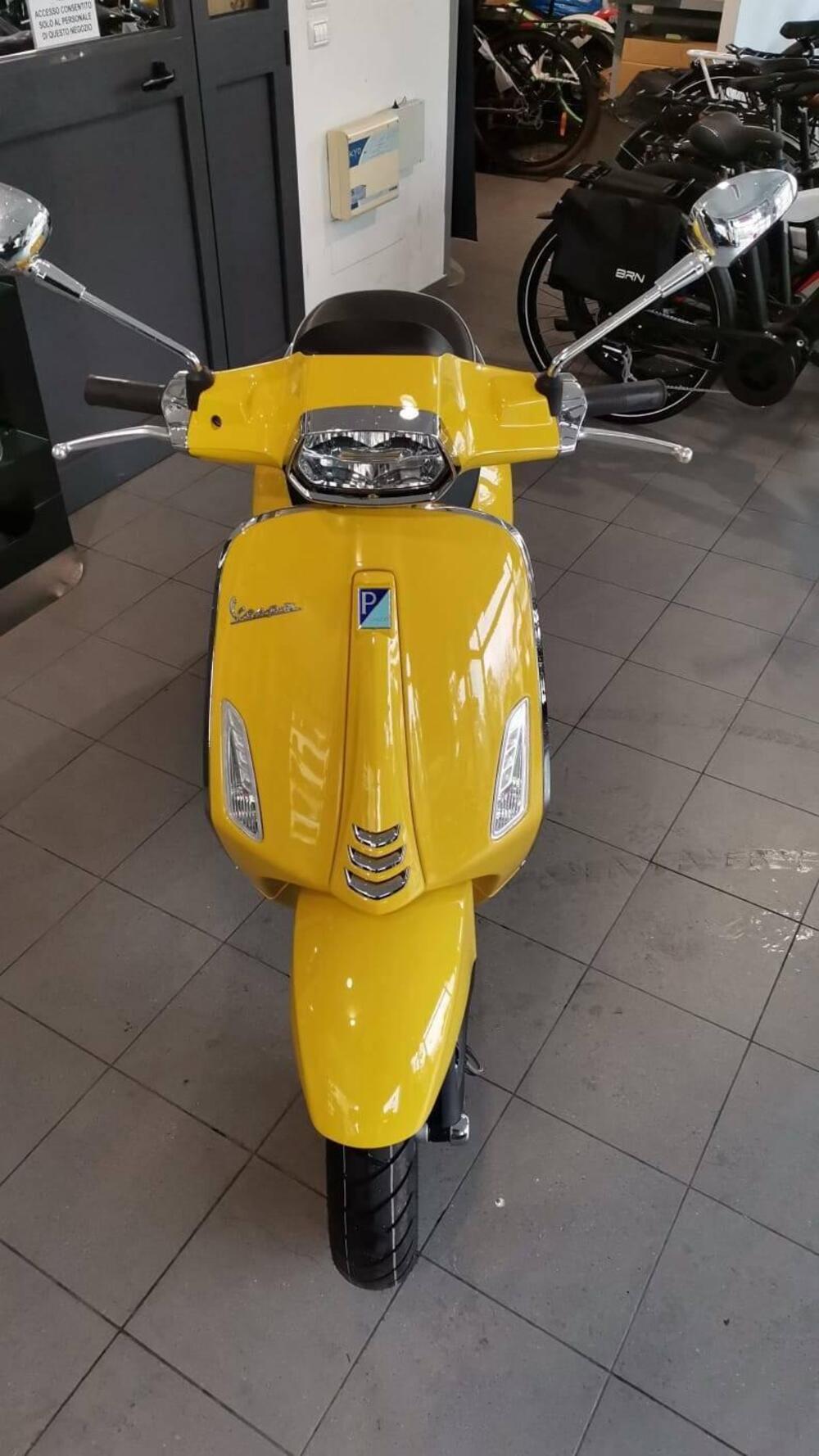Vespa Sprint 125 (2021 - 24) (2)
