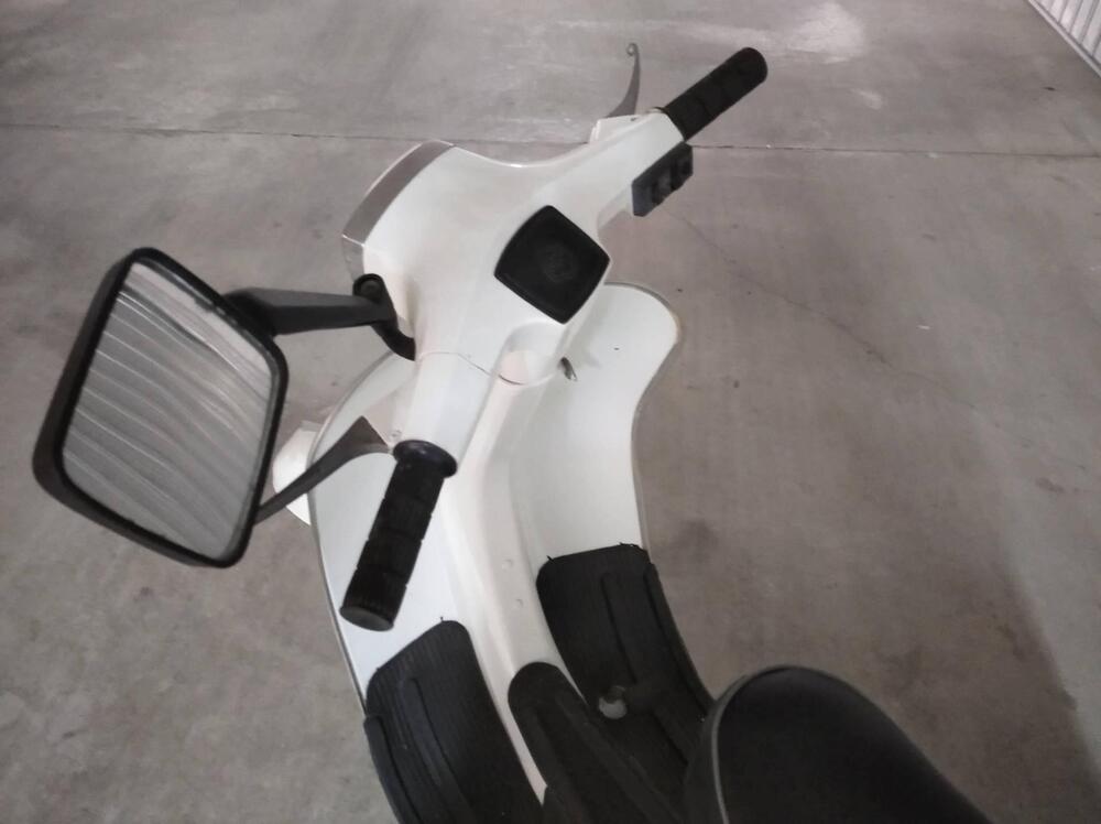 Piaggio vespa cinquanta special (5)