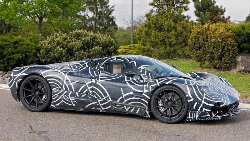 Pagani: foto spy rivelano la nuova auto