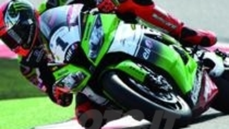 SBK. Sykes domina gara1 a Misano