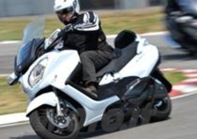 Suzuki Burgman 2014