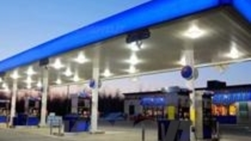 Benzina, l&#039;Antitrust: &quot;Prezzi alti? Troppi distributori, bisogna ristrutturare la rete&quot;