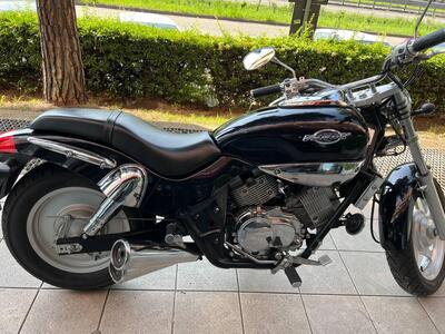 Kymco Venox 250 (2000 - 06) usata