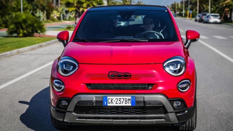 Fiat 500X &amp; Tipo Hybrid 2022, vanno come full ma... [Video]