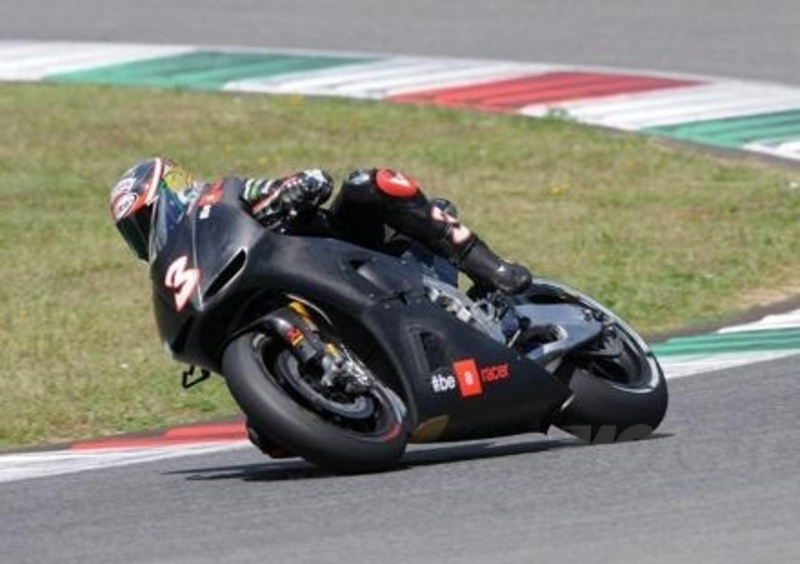 Biaggi, test Aprilia al Mugello: &quot;Il mio obiettivo &egrave; aiutare Aprilia nello sviluppo&quot;