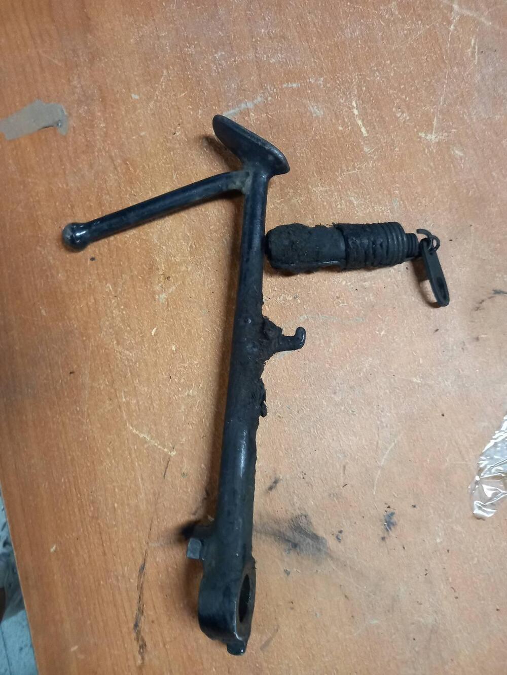 Cavalletto laterale Yamaha Fazer 600 1998-2001 ,q (2)