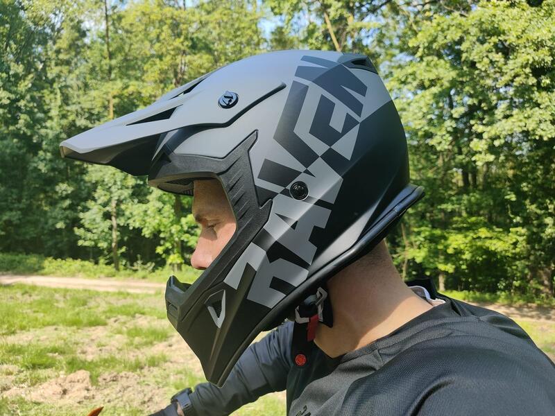 Raven Airborne Split. Casco entry level&hellip; di un certo livello!