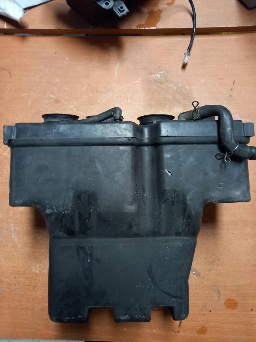 Airbox scatola filtro Yamaha Fazer 600 1998-2001 (3)