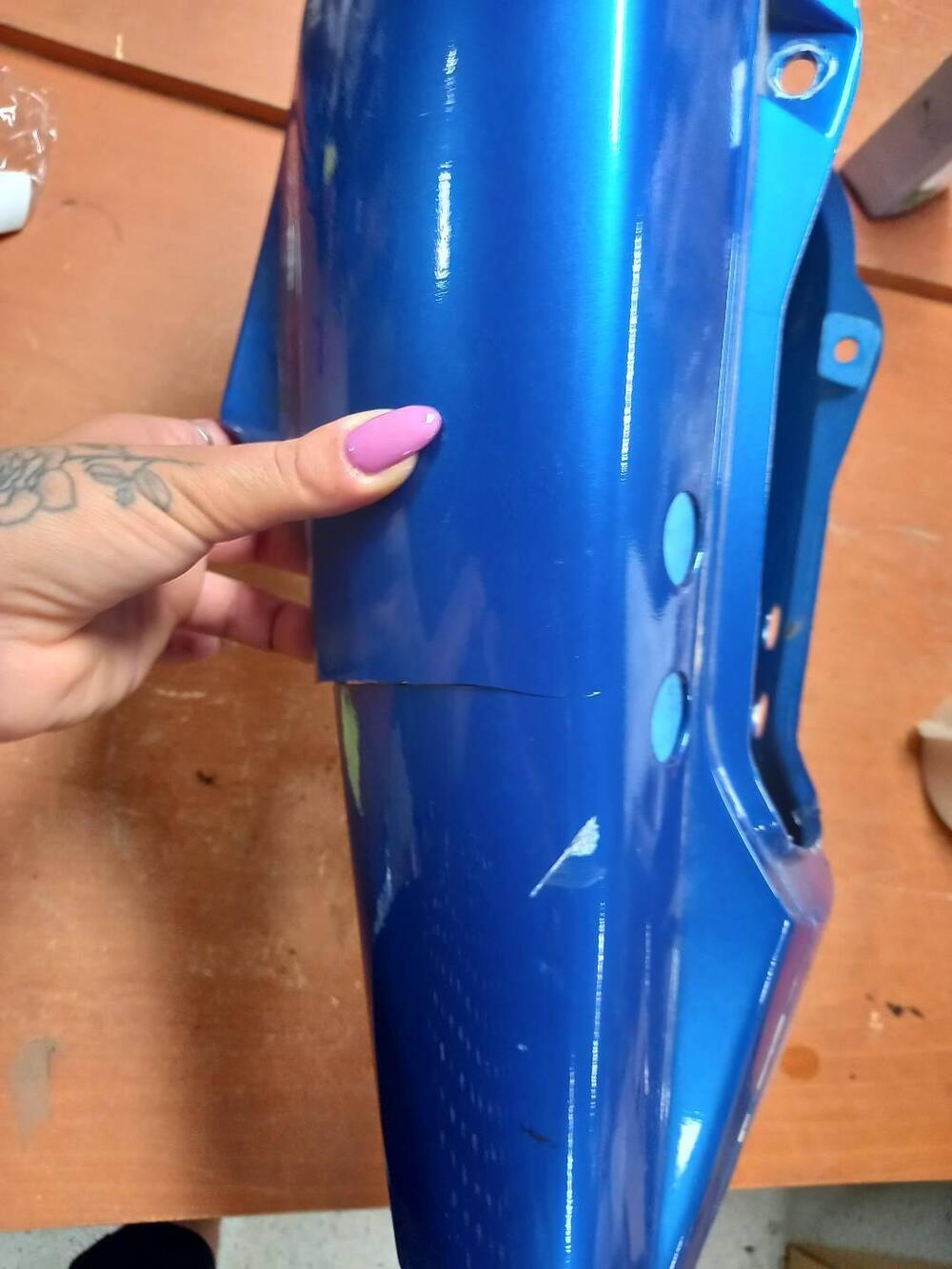 Coda codone rotto come da foto Yamaha Fazer 600 1