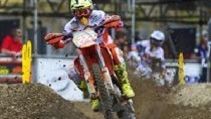 Cairoli fa il bis e allunga nella MXGP