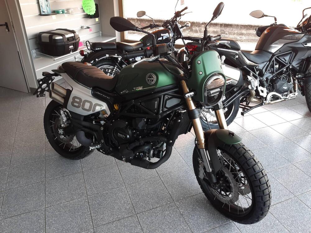 Benelli Leoncino 800 Trail (2022 - 25)