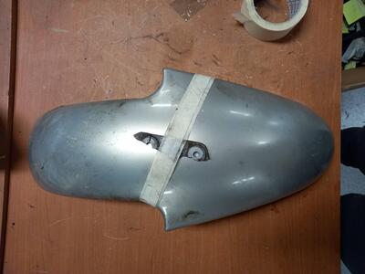 Parafango anteriore danneggiato come da foto Kawas Kawasaki