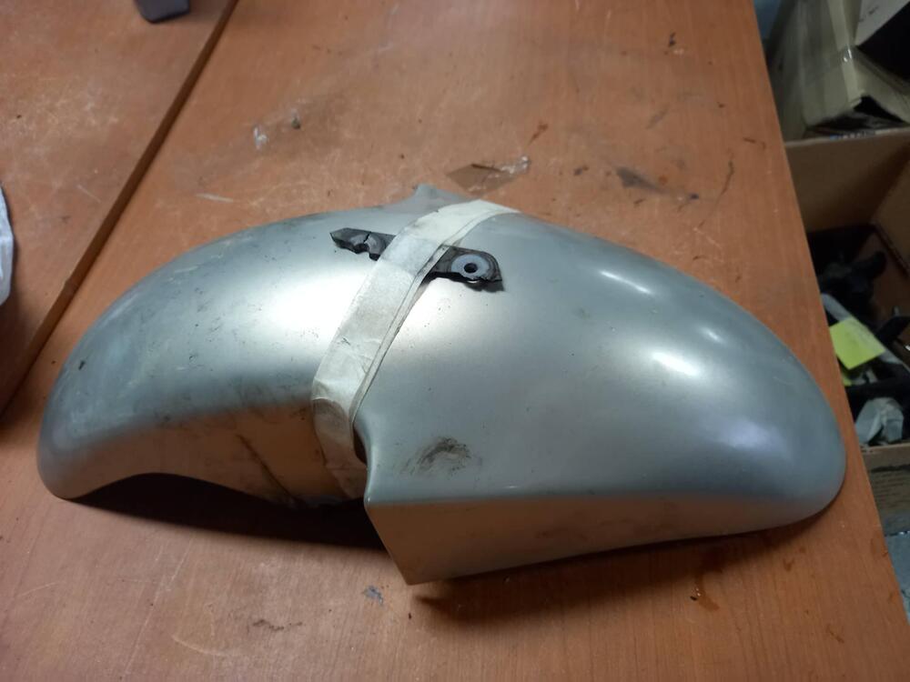 Parafango anteriore danneggiato come da foto Kawas Kawasaki (2)