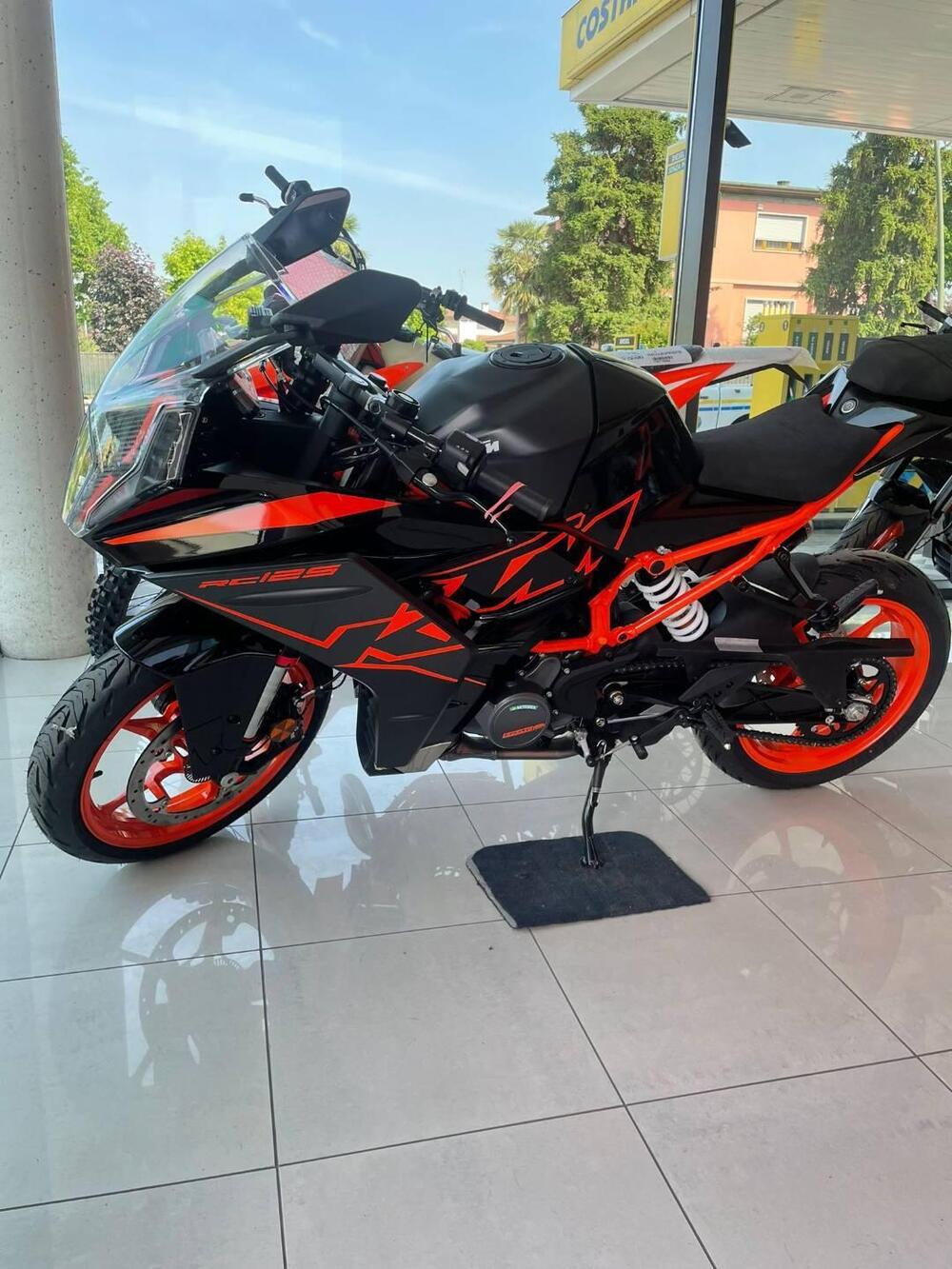 KTM RC 125 (2022 - 25) (2)