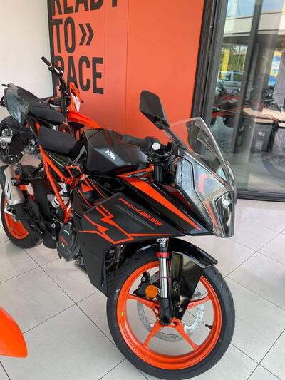 KTM RC 125 (2022 - 25) nuova