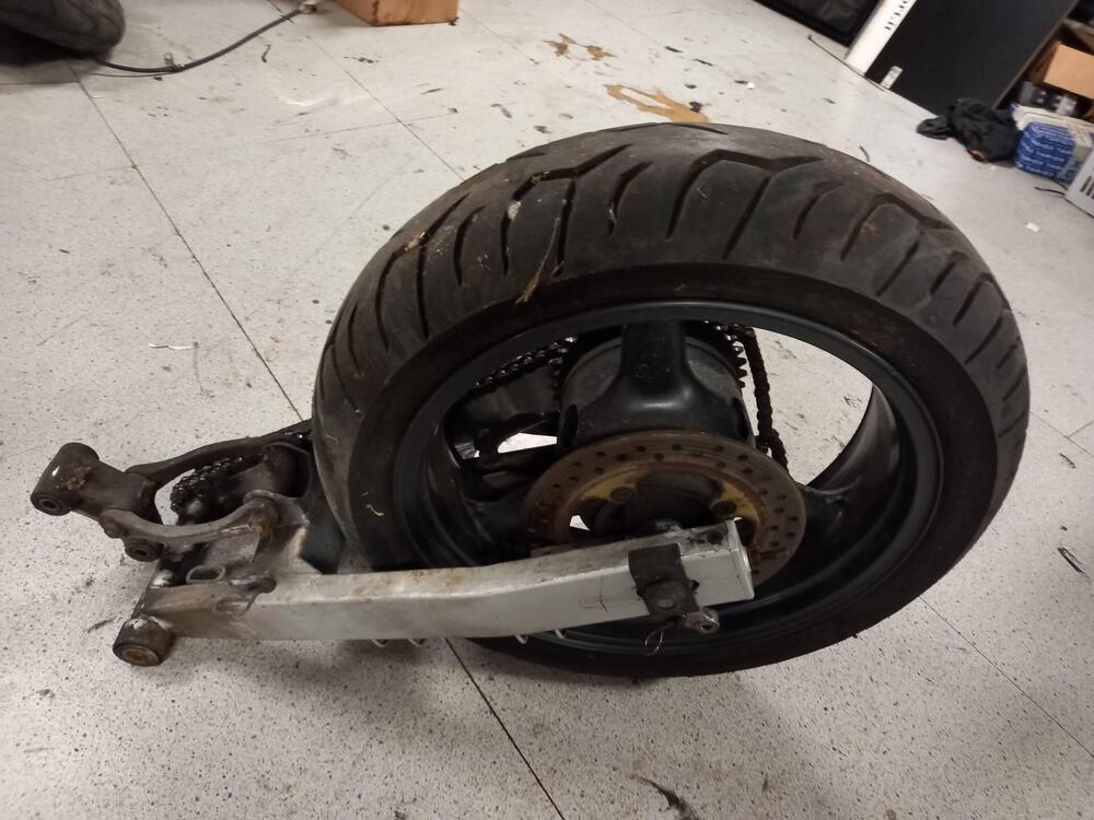 Monobraccio posteriore più cerchio posteriore comp Kawasaki (3)