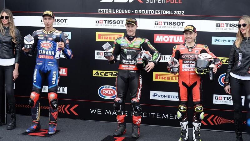 SBK 2022. GP del Portogallo,  Toprak Razgatlioglu sbaglia e Jonathan Rea vince la gara sprint