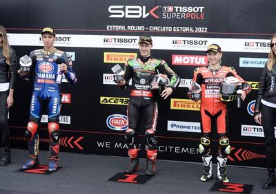 SBK 2022. GP del Portogallo,  Toprak Razgatlioglu sbaglia e Jonathan Rea vince la gara sprint