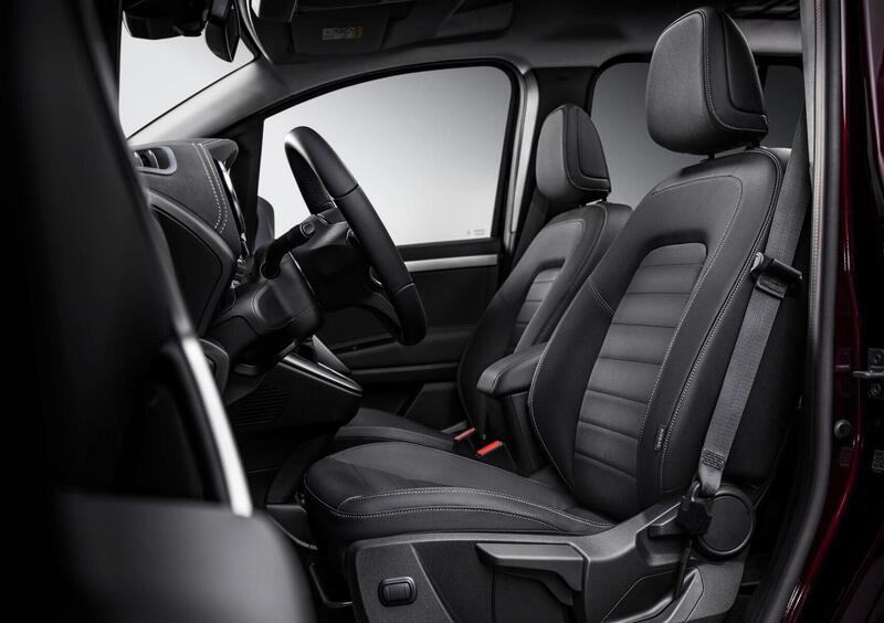 Mercedes-Benz Classe T (2022-->>) (12)