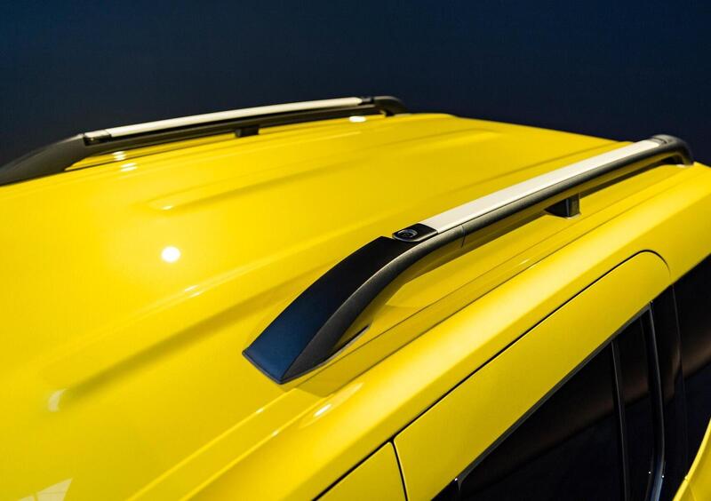 Mercedes-Benz Classe T (2022-->>) (25)