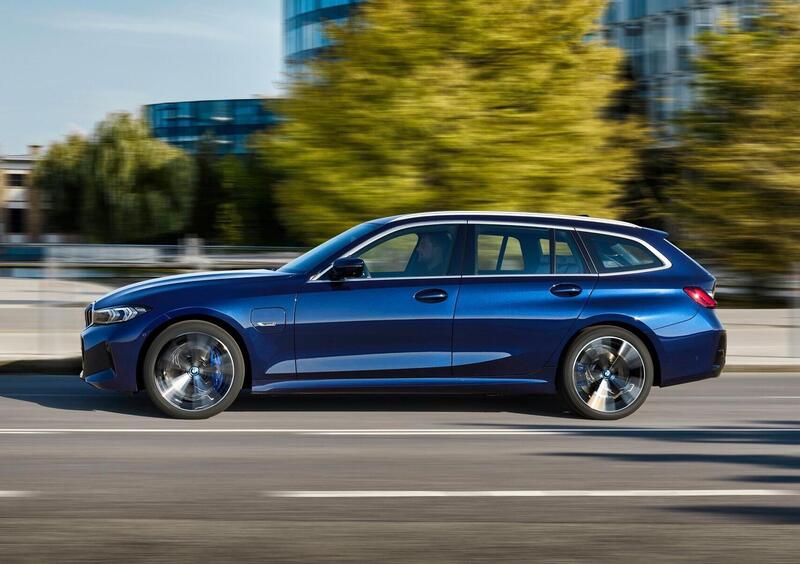 BMW Serie 3 Touring (2019-->>) (22)