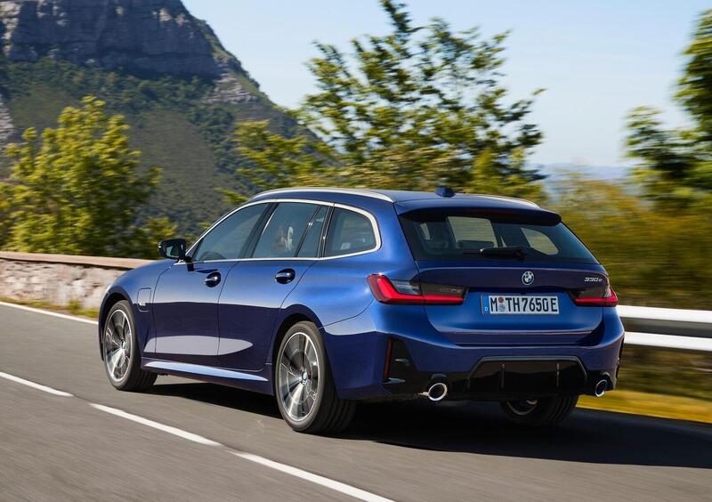 BMW Serie 3 Touring (2019-->>) (20)