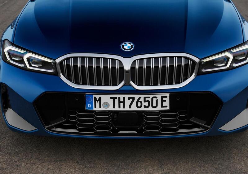 BMW Serie 3 Touring (2019-->>) (35)