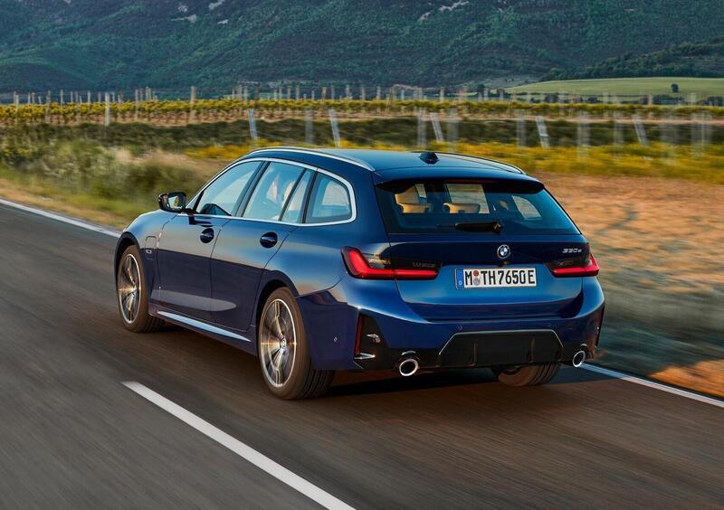 BMW Serie 3 Touring (2019-->>) (24)