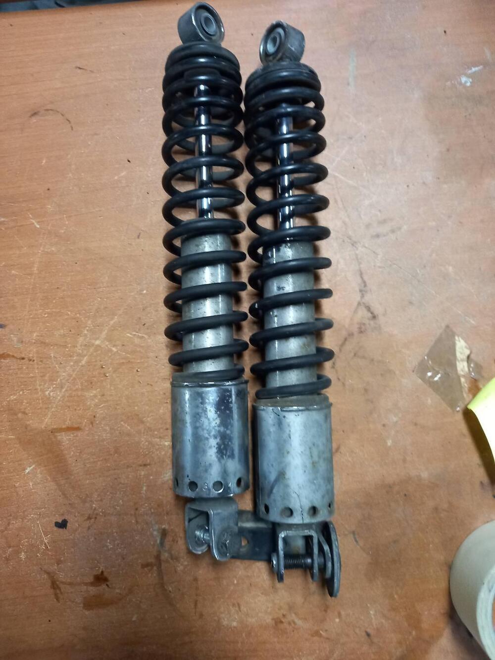 Coppia ammortizzatori Burgman 650 2006-2011 Suzuki