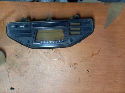 Contachilometri strumentazioni con 10100 KM Burgma Suzuki