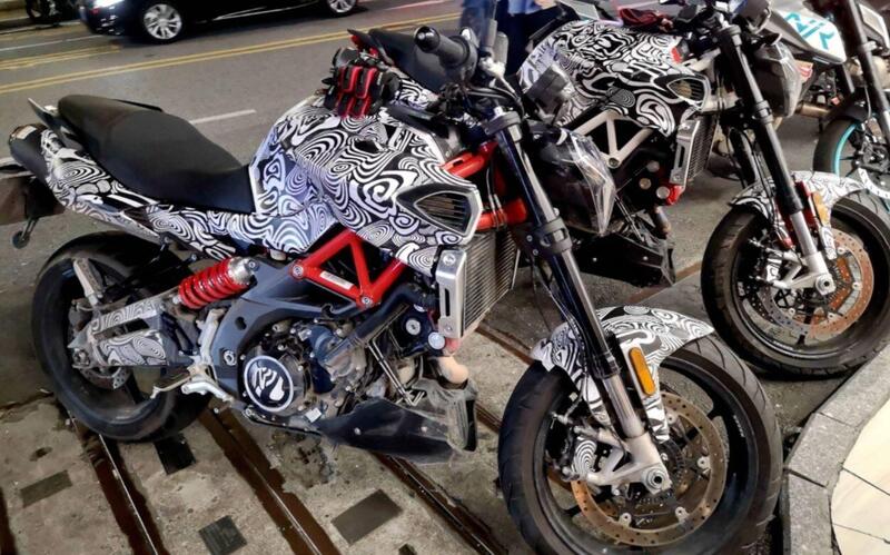 L&#039;Aprilia Shiver 900 ritorna con il marchio Gilera? [Foto Spia]