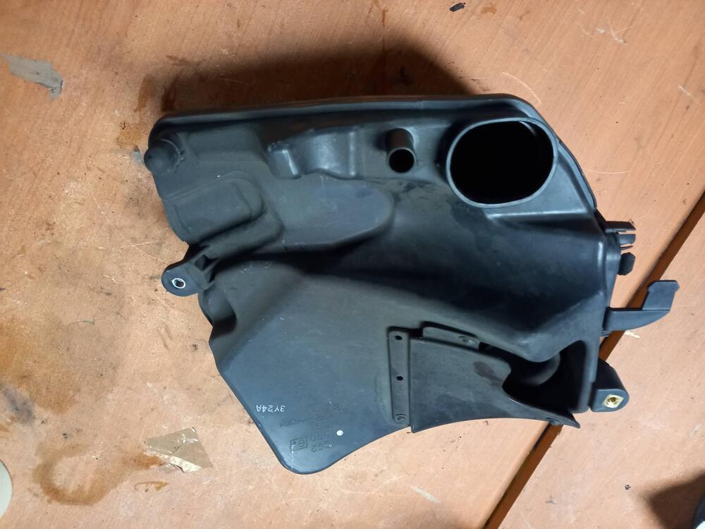 Airbox scatola filtro Burgman 650 2006 2011 Suzuki (2)