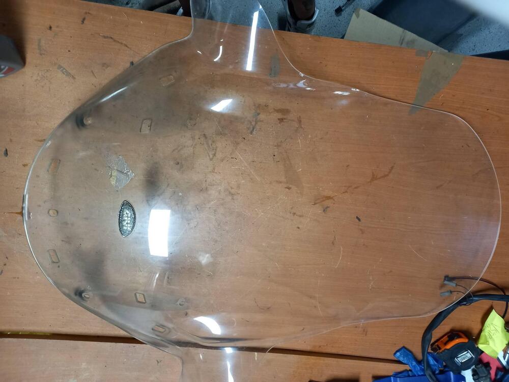 Cupolino parabrezza rialzato Givi Burgman 650 2006 Suzuki