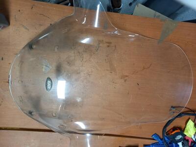 Cupolino parabrezza rialzato Givi Burgman 650 2006 Suzuki