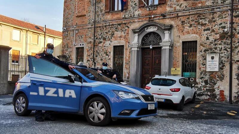 Panico a Ivrea. In moto nel parco, 6.000 euro di multa