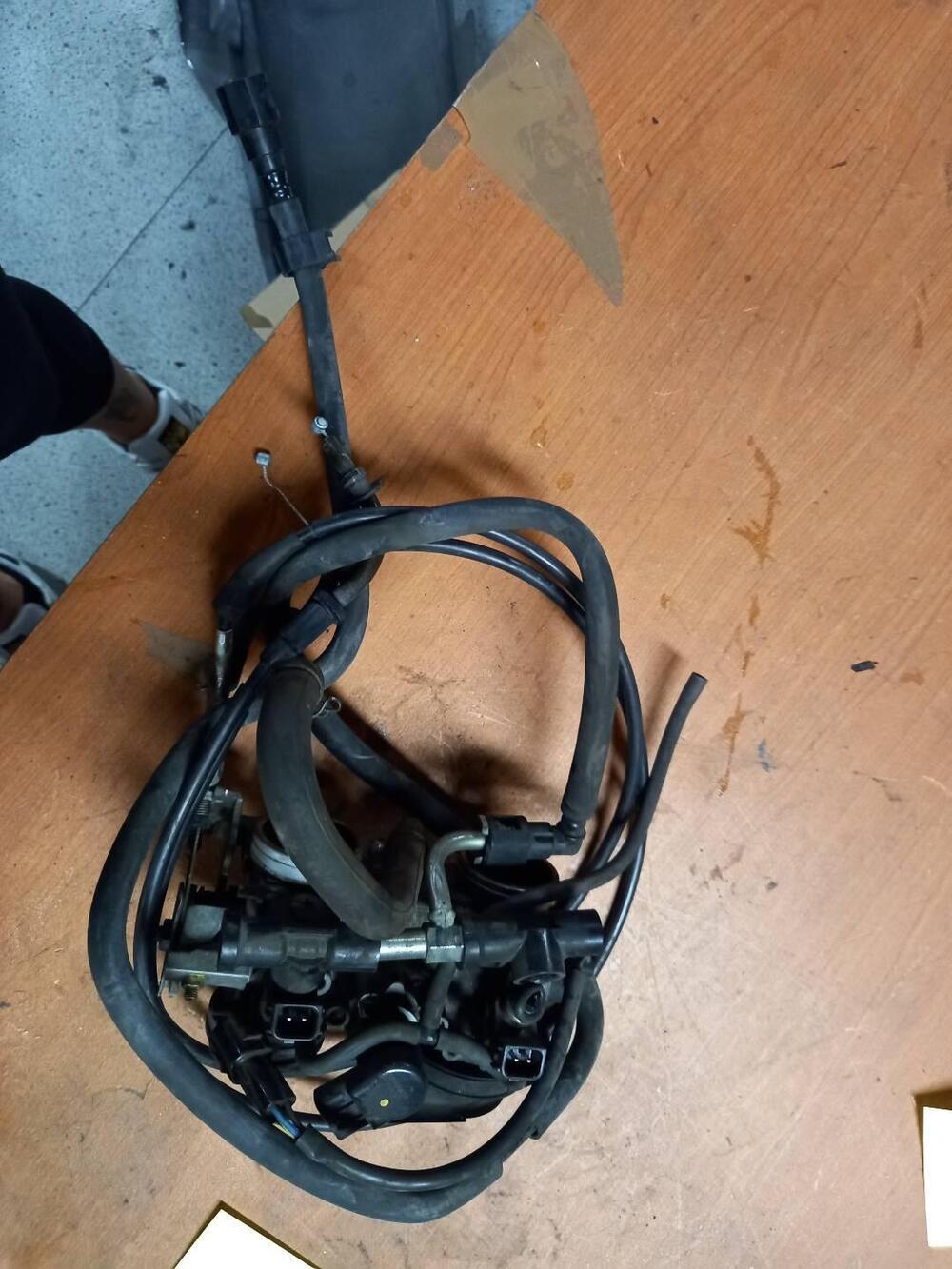 Iniettori completi completi ignettore Burgman 650 Suzuki