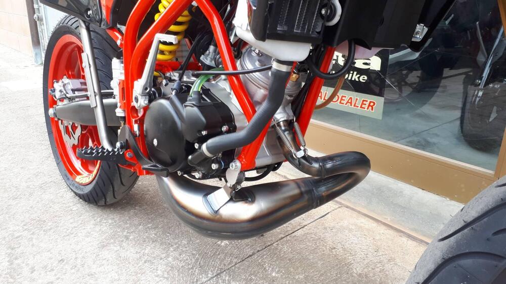 Valenti Racing N01 50 (2023 - 25) (5)