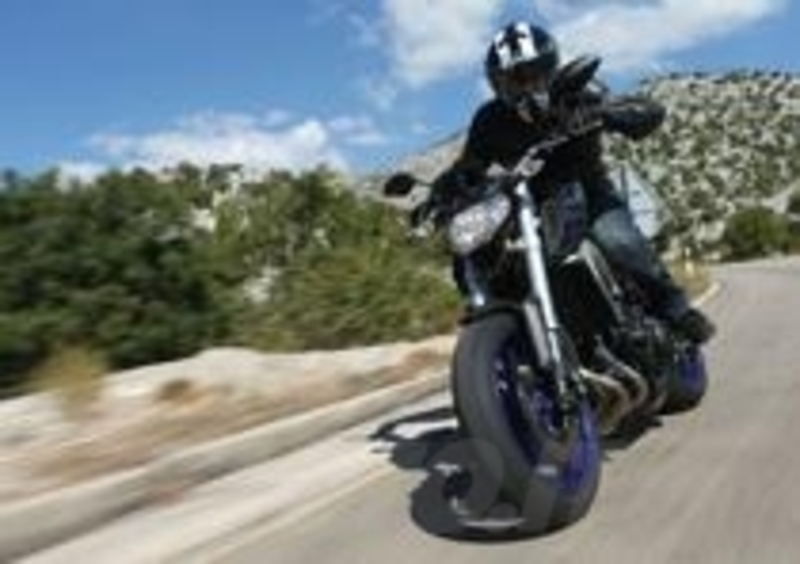 Yamaha MT-09
