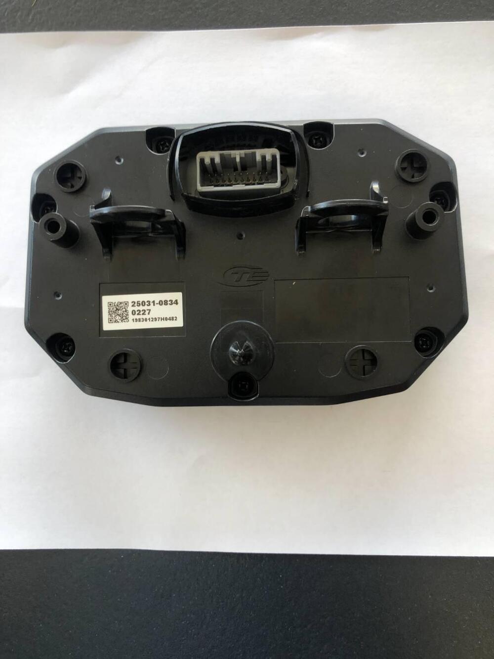 Strumentazione Kawasaki Z-900 MY''2021'' - Cod. 25 (3)